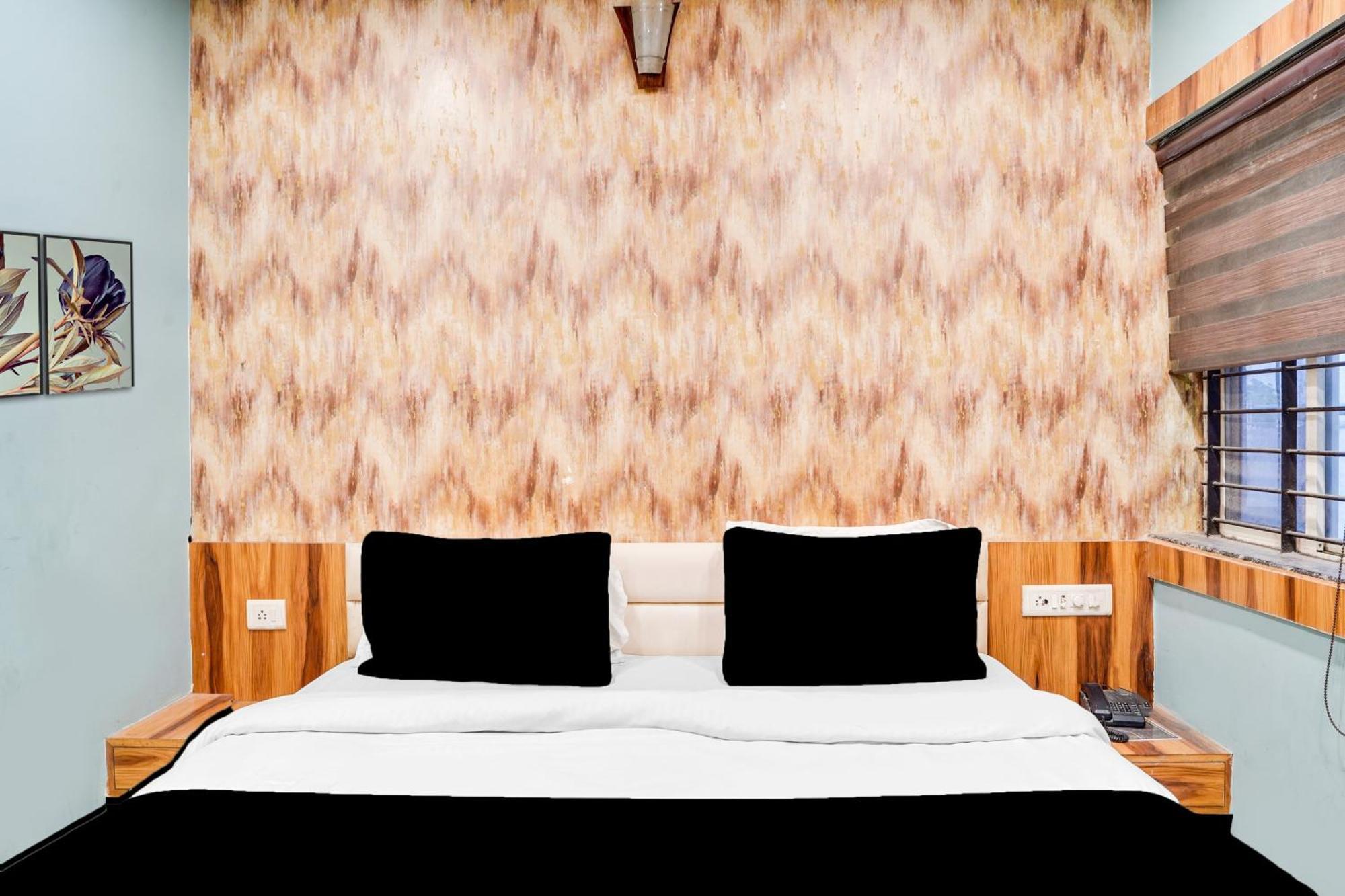 Hotel O Shri Vilas Bhopal Eksteriør billede