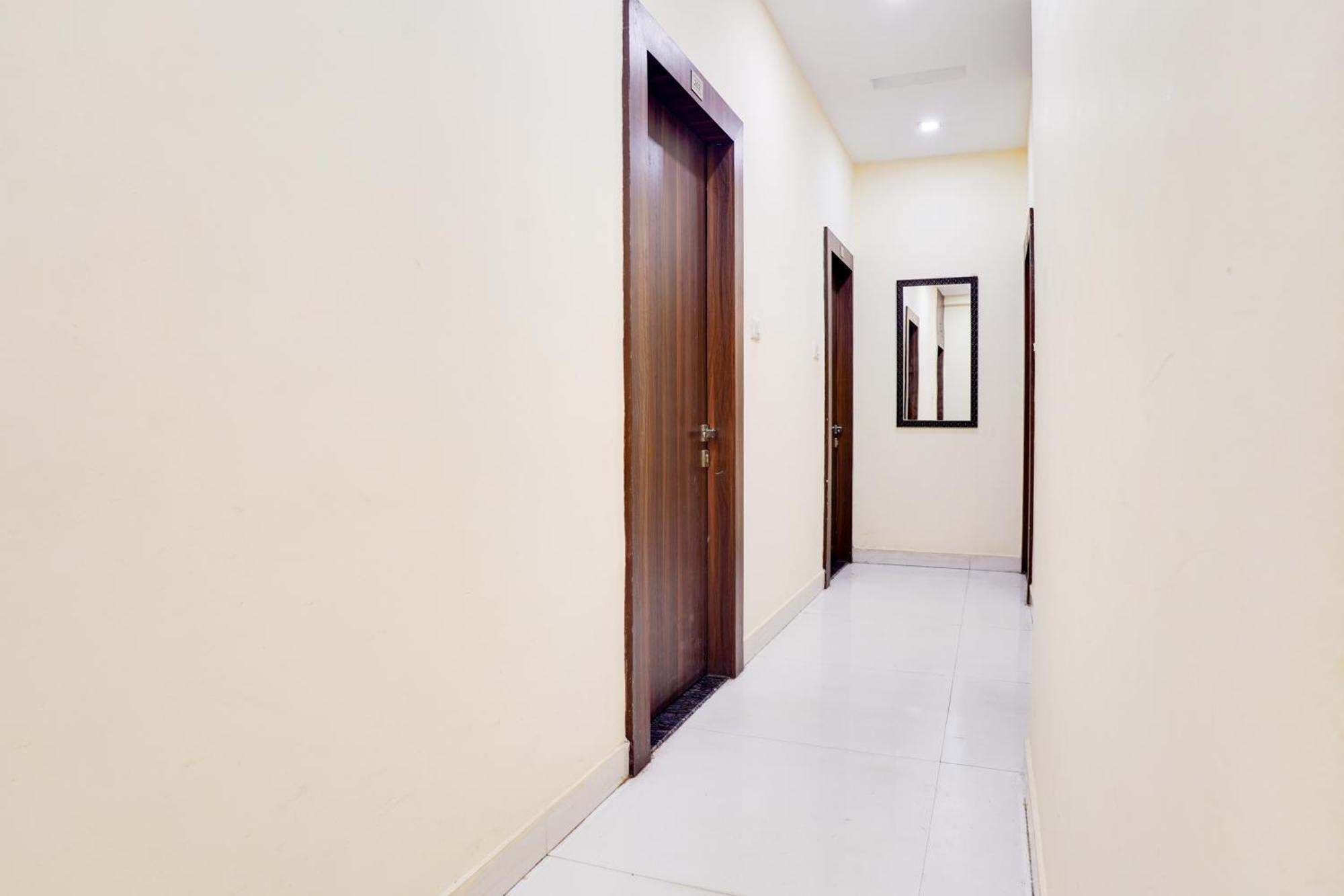 Hotel O Shri Vilas Bhopal Eksteriør billede
