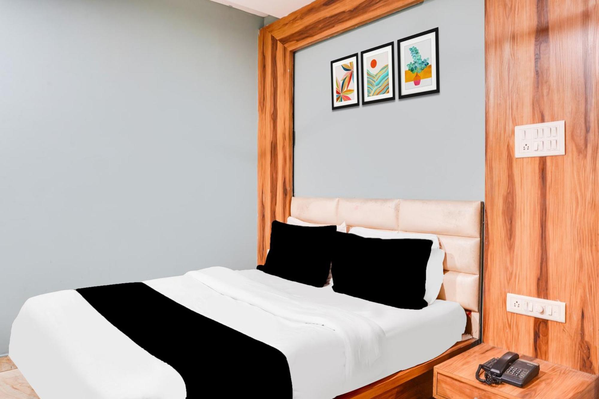 Hotel O Shri Vilas Bhopal Eksteriør billede
